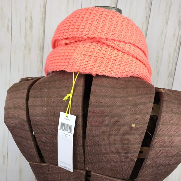 BCBGeneration Infinity Scarf Cowl Peach Rose - Picture 4 of 10
